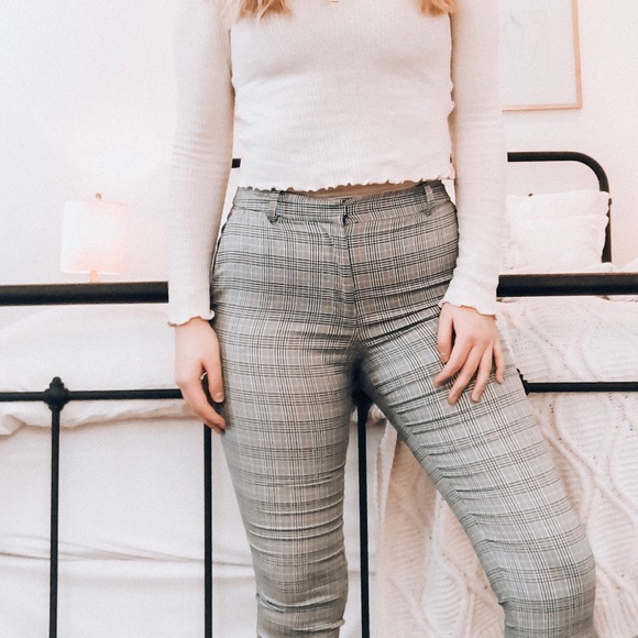 H&am PLAID PANTS - Picture 2 of 2